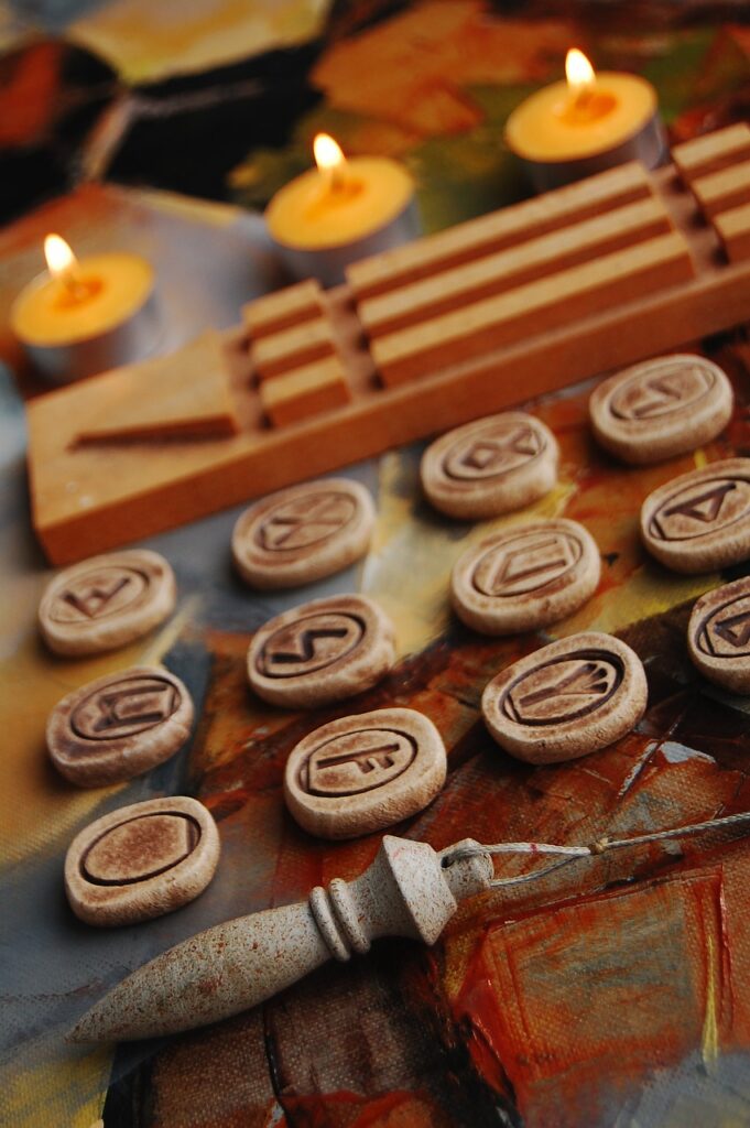 fortune telling, divination, pendulum-4821795.jpg